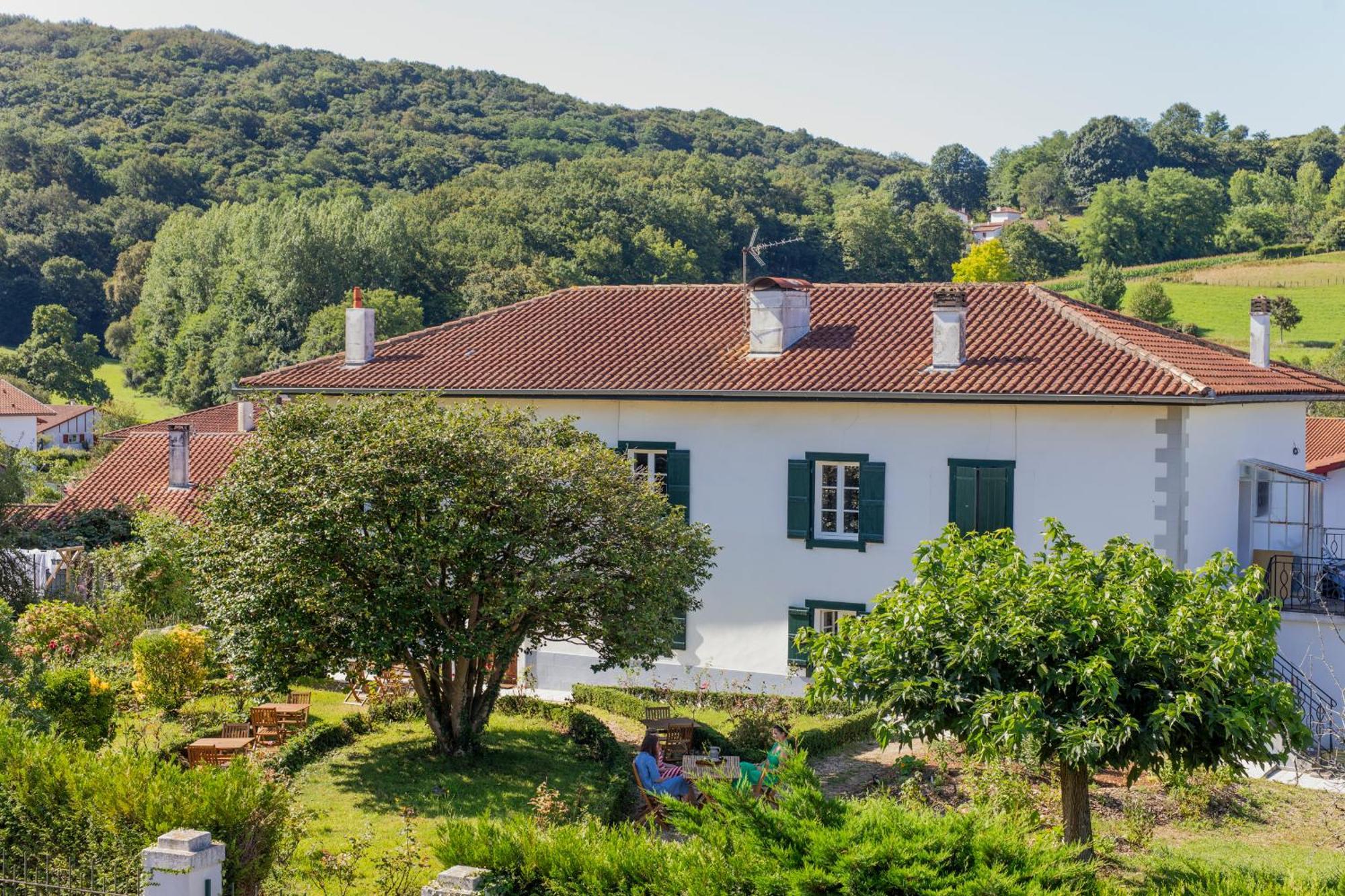 Maison Gamboia, Chambres D'Hotes Au Calme Avec Jardin Hasparren Εξωτερικό φωτογραφία